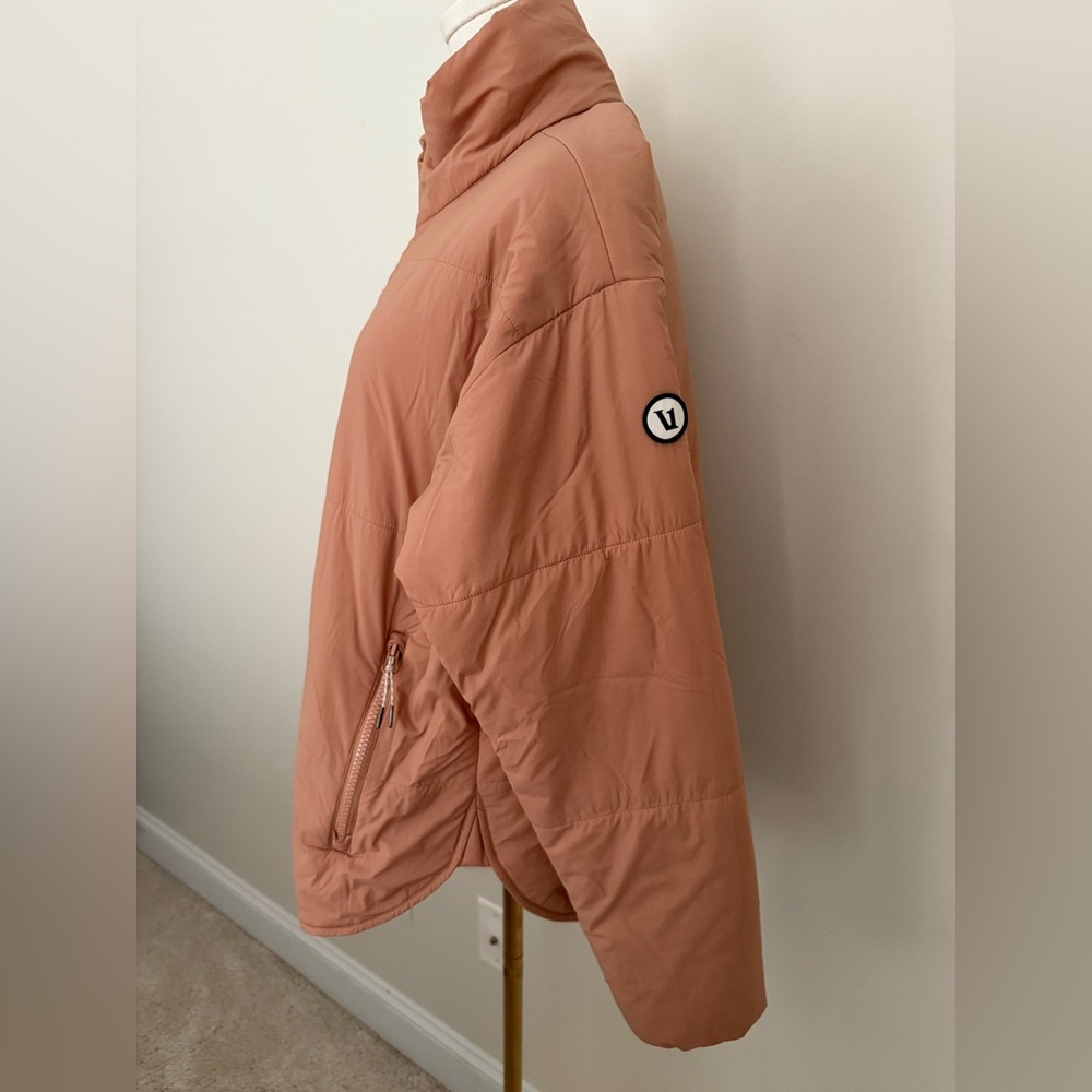 Vuori Canyon Insulated Jacket-Size Large